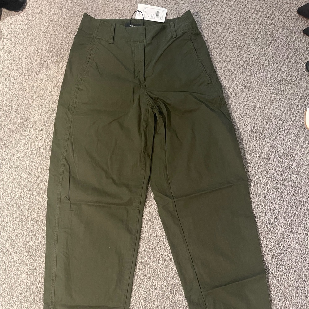 Theory curve pant chino. Brand new with tags. 00 clover.